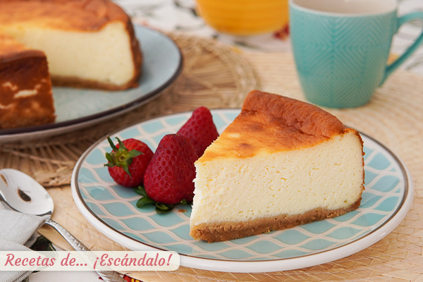 Receta de tarta de queso Philadelphia con horno y base de galleta