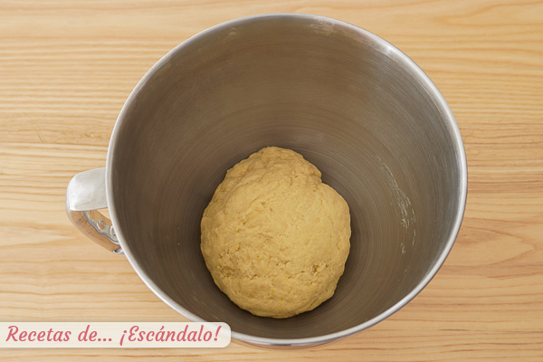 Ya tenemos integrados los ingredientes de la masa a falta de la mantequilla